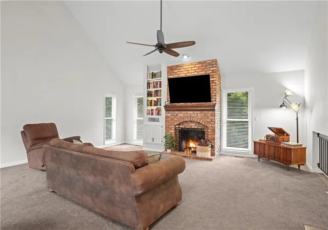 Photo 2 of Sale Pending at 6963 N Atkins Ave, Kansas City, MO 64152 | MLS# 2635657 | Listing updated on 2026-08-29