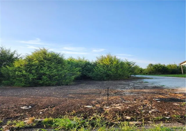 1st image of 157 S Linn Valley Dr, Linn Valley, KS 66040 | MLS# 2635662