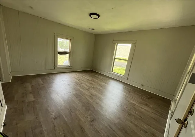 Photo 3 of Single family home for sale at 820 W 1st Street, Webb City, MO 64870 | MLS# 2635663 | Listing updated on 2026-08-07