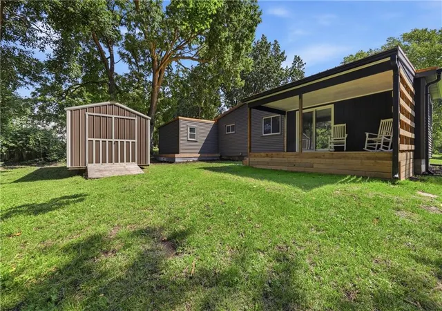 Photo 4 of Sale Pending at 504 S Thornton St, Richmond, MO 64085 | MLS# 2635670 | Listing updated on 2026-09-03