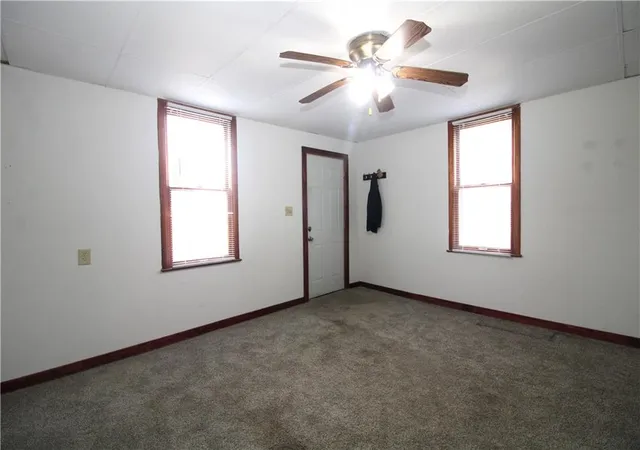 Photo 5 of Single family home for sale at 1316 Sacramento St, Saint Joseph, MO 64503 | MLS# 2635673 | Listing updated on 2026-08-07