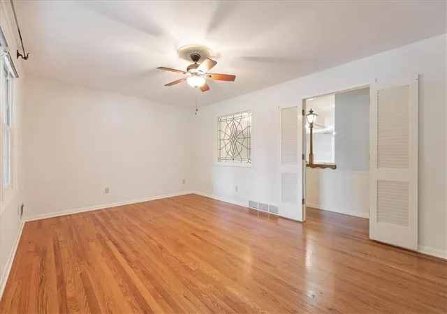 3rd image of 5317 Lucille Ln, Shawnee, KS 66203 | MLS# 2635675