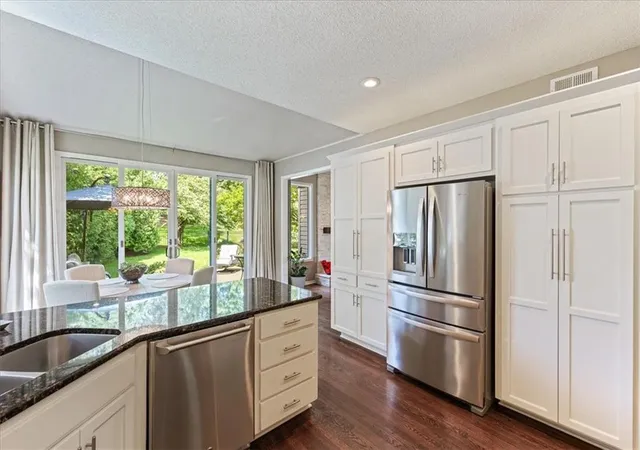 3rd image of 5124 W 159Th Ter, Stilwell, KS 66085 | MLS# 2635676