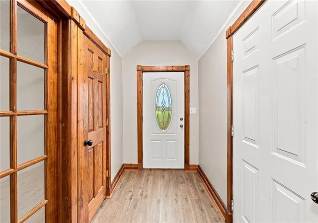 3rd image of 402 S Camden St, Richmond, MO 64085 | MLS# 2635682