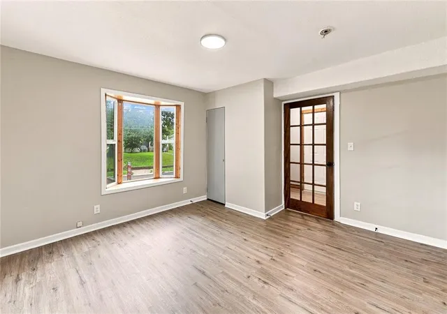 5th image of 402 S Camden St, Richmond, MO 64085 | MLS# 2635682
