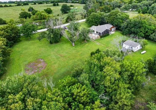 3rd image of 10615 Kill Crk Rd, De Soto, KS 66018 | MLS# 2635683
