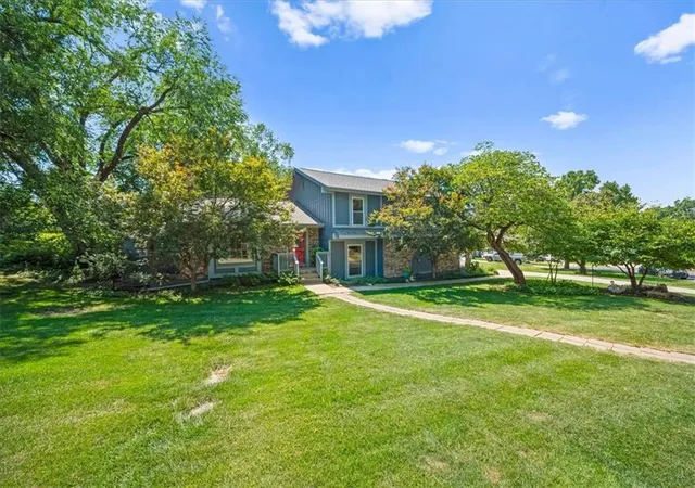 1st image of 6303 W 108 Terrace, Leawood, KS 66211 | MLS# 2635684