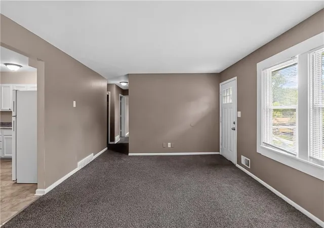 Photo 3 of Single family home for sale at 1420 E 82nd Street, Kansas City, MO 64131 | MLS# 2635692 | Listing updated on 2026-10-01