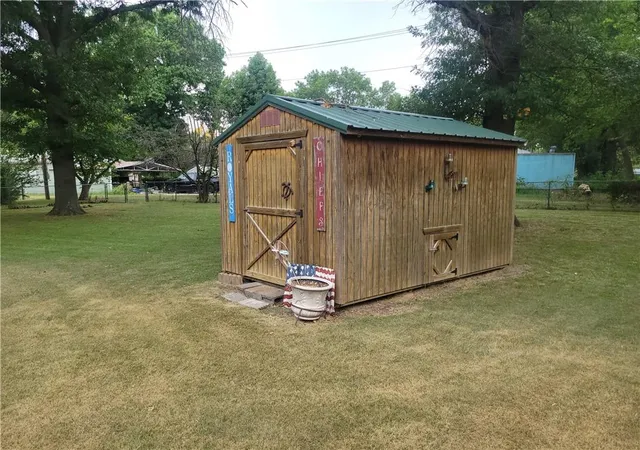 11th image of 203 Fireside Dr, Arma, KS 66712 | MLS# 2635706