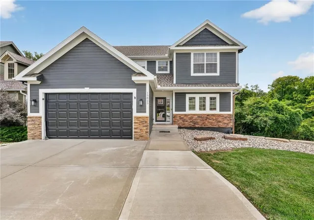 Photo 1 of Sale Pending at 15825 Nw Morgan St, Platte City, MO 64079 | MLS# 2635707 | Listing updated on 2026-08-27