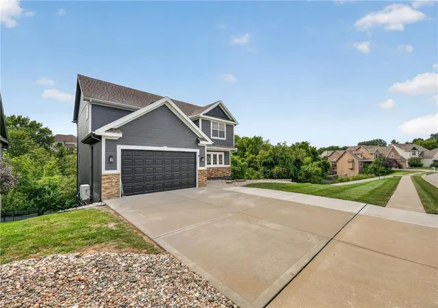 Photo 3 of Sale Pending at 15825 Nw Morgan St, Platte City, MO 64079 | MLS# 2635707 | Listing updated on 2026-08-27