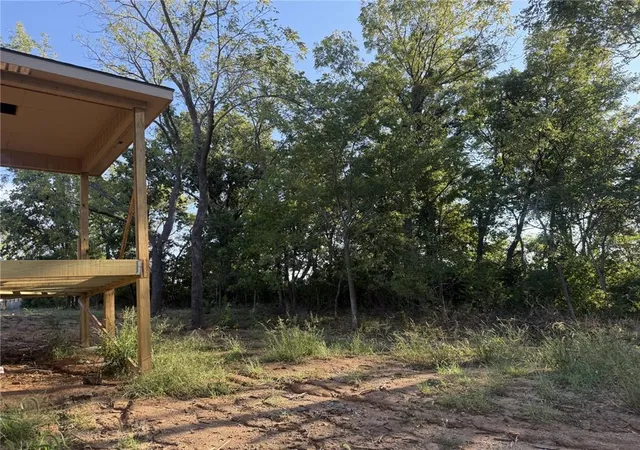 Photo 3 of Single family home for sale at 9021 N Colorado Ave, Kansas City, MO 64156 | MLS# 2635709 | Listing updated on 2026-09-20