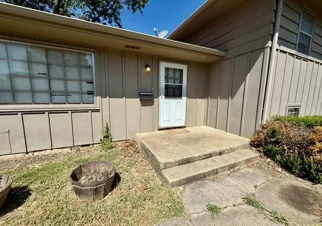 5th image of 2911 & 2913 Belle Hvn Dr, Lawrence, KS 66046 | MLS# 2635714