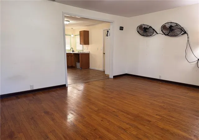 4th image of 1428 Cooper St, Chillicothe, MO 64601 | MLS# 2635715