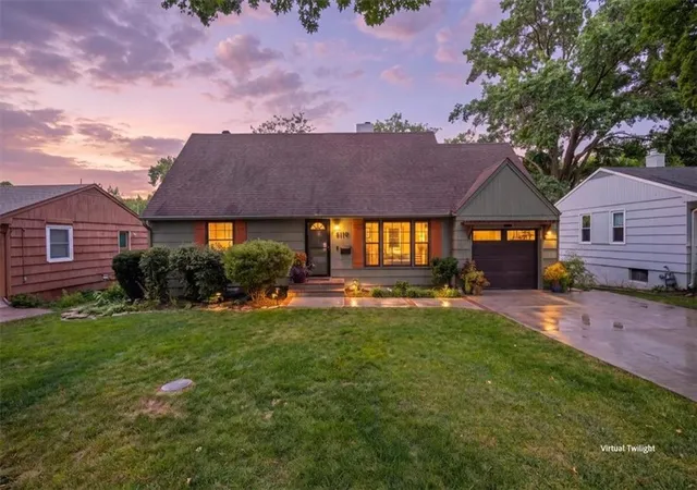 Photo 3 of Sale Pending at 9119 Washington St, Kansas City, MO 64114 | MLS# 2635720 | Listing updated on 2026-09-06