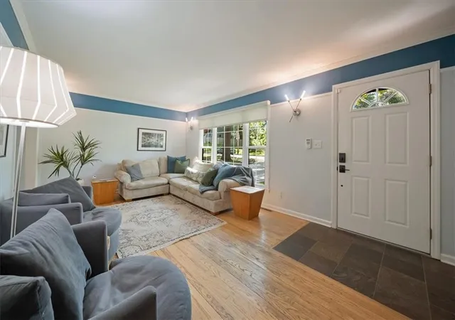 Photo 4 of Sale Pending at 9119 Washington St, Kansas City, MO 64114 | MLS# 2635720 | Listing updated on 2026-09-06