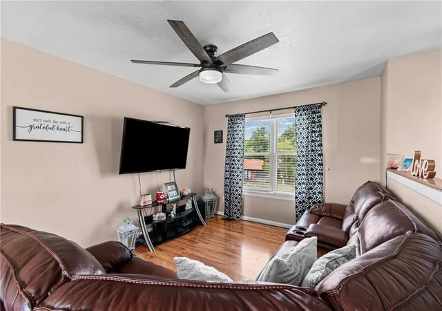 4th image of 805 W Royle St, Richmond, MO 64085 | MLS# 2635723