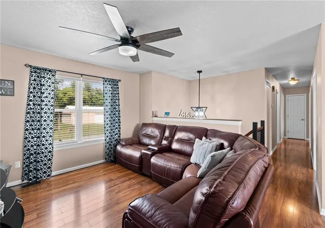 5th image of 805 W Royle St, Richmond, MO 64085 | MLS# 2635723