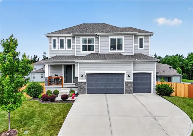 Photo 1 of Single family home for sale at 6619 Nw 105th Court, Kansas City, MO 64154 | MLS# 2635734 | Listing updated on 2026-08-27