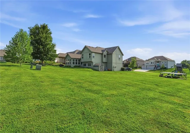 36th image of 13317 Davis Ave, Bonner Springs, KS 66012 | MLS# 2635737