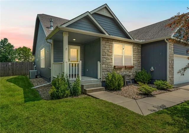 1st image of 931 E 14Th Ter, Eudora, KS 66025 | MLS# 2635738
