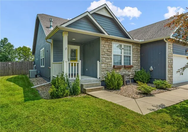 4th image of 931 E 14Th Ter, Eudora, KS 66025 | MLS# 2635738