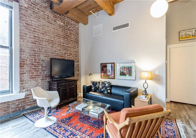 Photo 3 of Condo for sale at 308 W 8th Street #602, Kansas City, MO 64105 | MLS# 2635744 | Listing updated on 2026-08-13