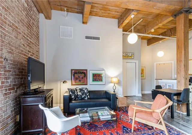 Photo 4 of Condo for sale at 308 W 8th Street #602, Kansas City, MO 64105 | MLS# 2635744 | Listing updated on 2026-08-13
