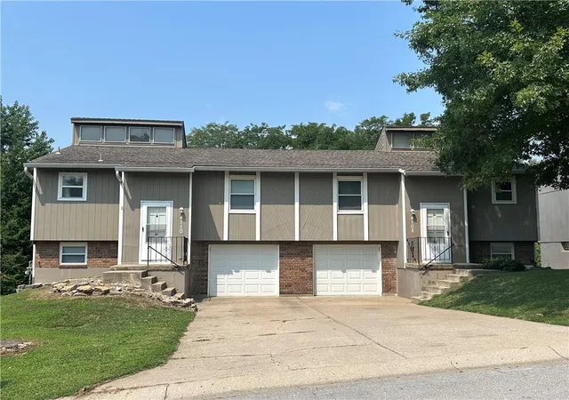 2nd image of 4108   4110 Crackerneck Rd, Independence, MO 64055 | MLS# 2635753