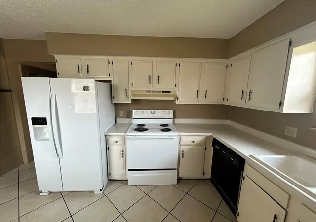 Photo 3 of Multi family home for sale at 4108   4110 Crackerneck Rd, Independence, MO 64055 | MLS# 2635753 | Listing updated on 2026-08-08
