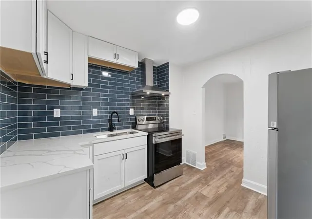 Photo 5 of Single family home for sale at 2034 Oakley Ave, Kansas City, MO 64127 | MLS# 2635763 | Listing updated on 2026-09-04