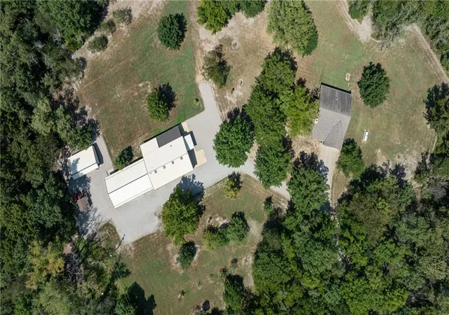 4th image of 1072 E 610Th Ave, Pittsburg, KS 66762 | MLS# 2635765