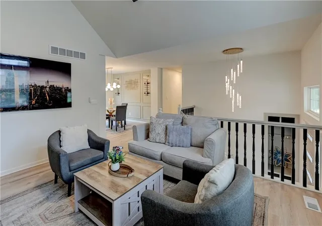 Photo 3 of Sale Pending at 900 Sw Daney Dr, Lees Summit, MO 64081 | MLS# 2635768 | Listing updated on 2026-08-22