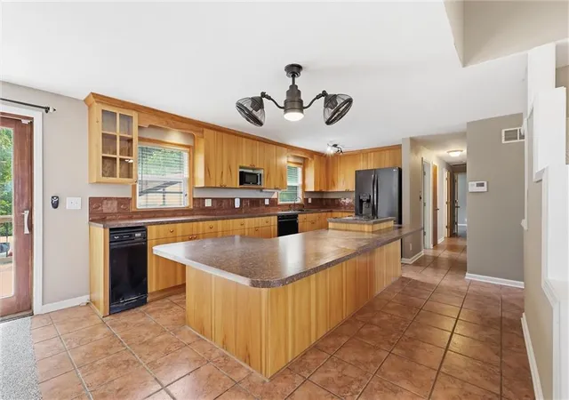 Photo 1 of Sale Pending at 5621 Blue Ridge Cut Off, Kansas City, MO 64133 | MLS# 2635793 | Listing updated on 2026-08-31