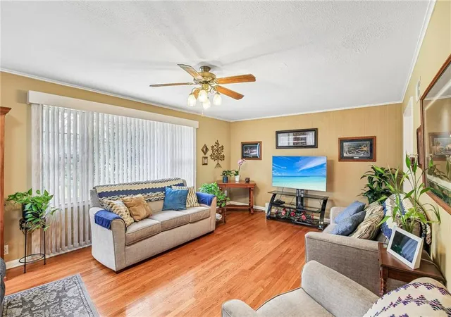 Photo 4 of Single family home for sale at 501 Eastwood Rd, Harrisonville, MO 64701 | MLS# 2635798 | Listing updated on 2026-10-09