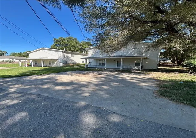 Photo 2 of Multi family home for sale at 725 A & B Kiowa St, Leavenworth, KS 66048 | MLS# 2635802 | Listing updated on 2026-08-31