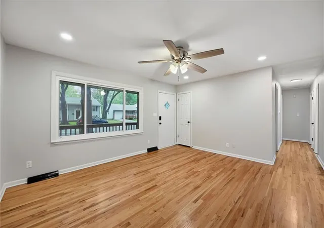Photo 3 of Sale Pending at 705 Ne Darwin St, Lees Summit, MO 64063 | MLS# 2635804 | Listing updated on 2026-08-19