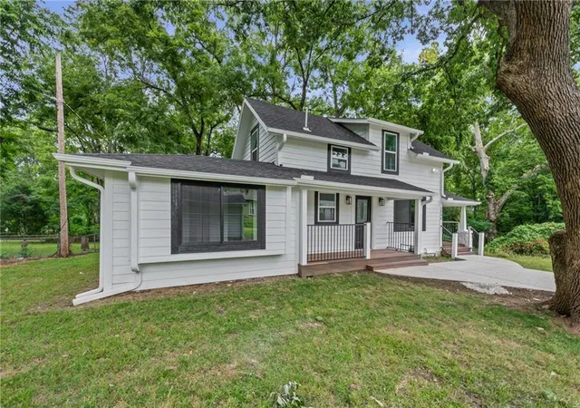 3rd image of 2800 Lafayette Ave, Kansas City, KS 66104 | MLS# 2635809