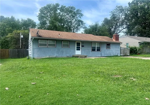Photo 3 of Single family home for sale at 406 Baldwin St, Belton, MO 64012 | MLS# 2635815 | Listing updated on 2026-09-17