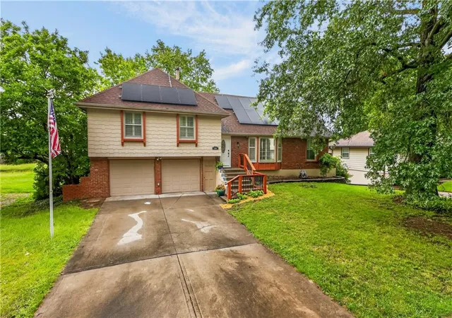 42nd image of 1704 Ne 69th Ter, Kansas City, MO 64118 | MLS# 2635823