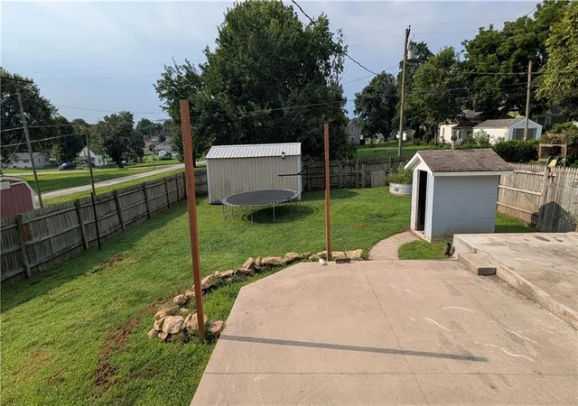 Photo 3 of Single family home for sale at 503 Kickapoo St, Hiawatha, KS 66434 | MLS# 2635831 | Listing updated on 2026-08-28