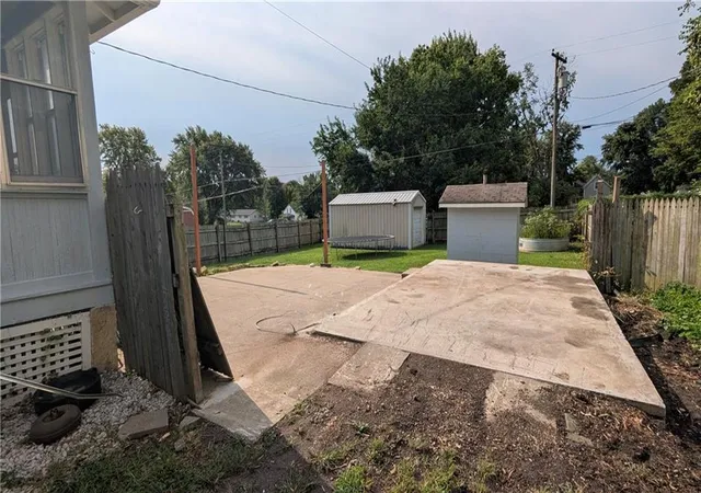 Photo 4 of Single family home for sale at 503 Kickapoo St, Hiawatha, KS 66434 | MLS# 2635831 | Listing updated on 2026-08-28