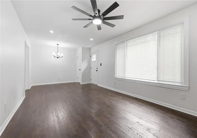 Photo 3 of Single Family Residence at 10518 Palmer Ave, Kansas City, MO 64134 | MLS# 2635834 |  | Sold on 2026-10-07