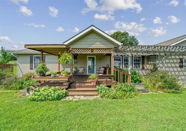 1st image of 32113 W 359th St, Osawatomie, KS 66064 | MLS# 2635841