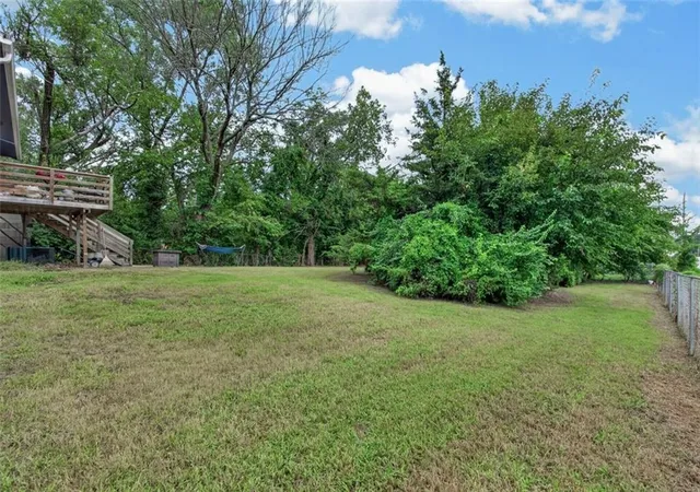 Photo 4 of Sale Pending at 601 SE 23rd Street, Topeka, KS 66605 | MLS# 2635844 | Listing updated on 2026-08-13
