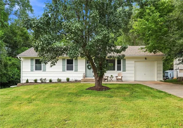 Photo 2 of Single family home for sale at 1001 Stafford Dr, Pleasant Hill, MO 64080 | MLS# 2635846 | Listing updated on 2026-09-02