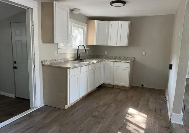 Photo 9 of Single family home for sale at 29 S Ball St, Webb City, MO 64870 | MLS# 2635862 | Listing updated on 2026-08-08