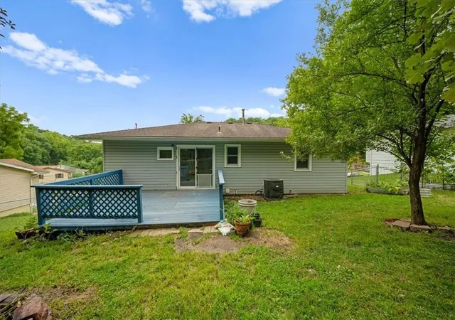 Photo 27 of Single family home for sale at 127 Collette St, Excelsior Springs, MO 64024 | MLS# 2635867 | Listing updated on 2026-08-29