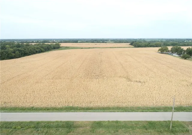 3rd image of N Western Ave, Girard, KS 66743 | MLS# 2635870