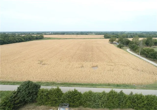 4th image of N Western Ave, Girard, KS 66743 | MLS# 2635870